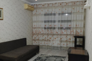 2-к квартира, 60 м², 3/16 эт.