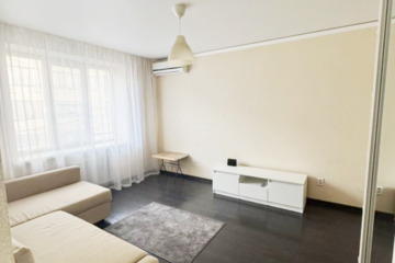 1-к квартира, 40 м², 2/6 эт.