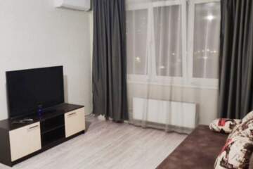 1-к квартира, 40 м², 8/16 эт.