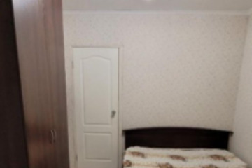 2-к квартира, 42 м², 9/9 эт.