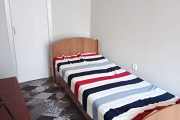 2-к квартира, 45 м², 3/5 эт.