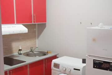 1-к квартира, 40 м², 1/6 эт.