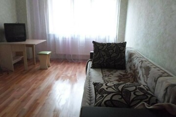 1-к квартира, 42 м², 1/6 эт.